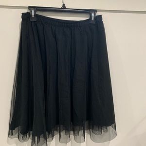 Classy black tulle skirt!